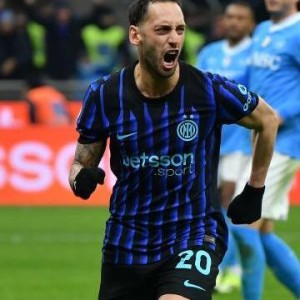 恰尔汗伤得正是时候？国米管理层被推上风口浪尖，解决方案猜想！